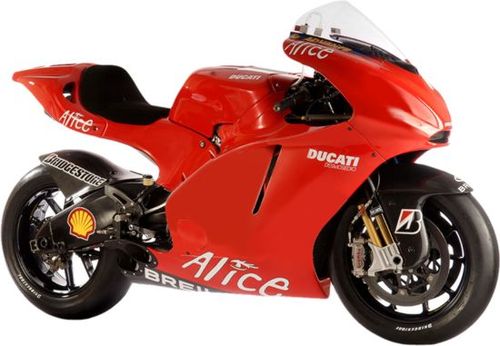 Italeri 40656 Ducati Desmosedici Capirossi 2007